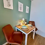 Business-apartment - 2 Baeder, Ruhig, Parkplatz Wlan