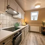 Business-apartment - 2 Baeder, Ruhig, Parkplatz Wlan Apartment