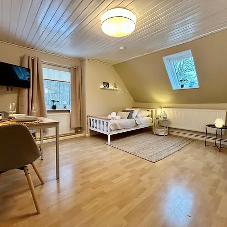Business-apartment - 2 Baeder, Ruhig, Parkplatz Wlan Apartment *