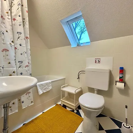 Appartamento Business-apartment - 2 Baeder, Ruhig, Parkplatz Wlan Kiel