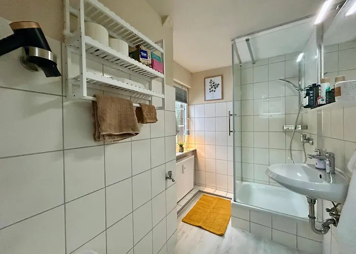 Appartamento Business-apartment - 2 Baeder, Ruhig, Parkplatz Wlan Kiel